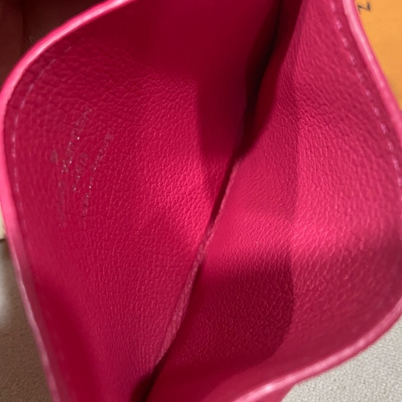 🩷🩷Louis Vuitton Lockme Cardholder - Picture 11 of 11